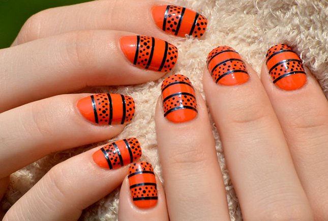 Nail Art Designs For a Complete Unique Look