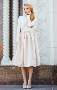 Look Gorgeous and Become a Trend Setter With Midi Skirt Outfits - Ohh My My