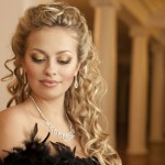 Half Up Curly Hairstyles for the Most Glamorous Appearance