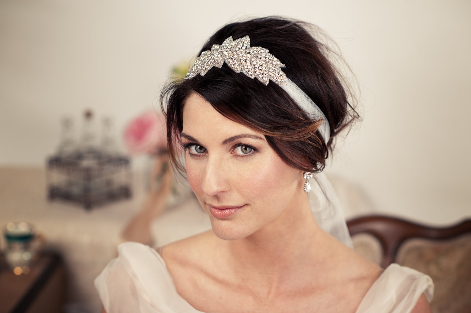 Elegant and Poised Hairstyles With Headbands