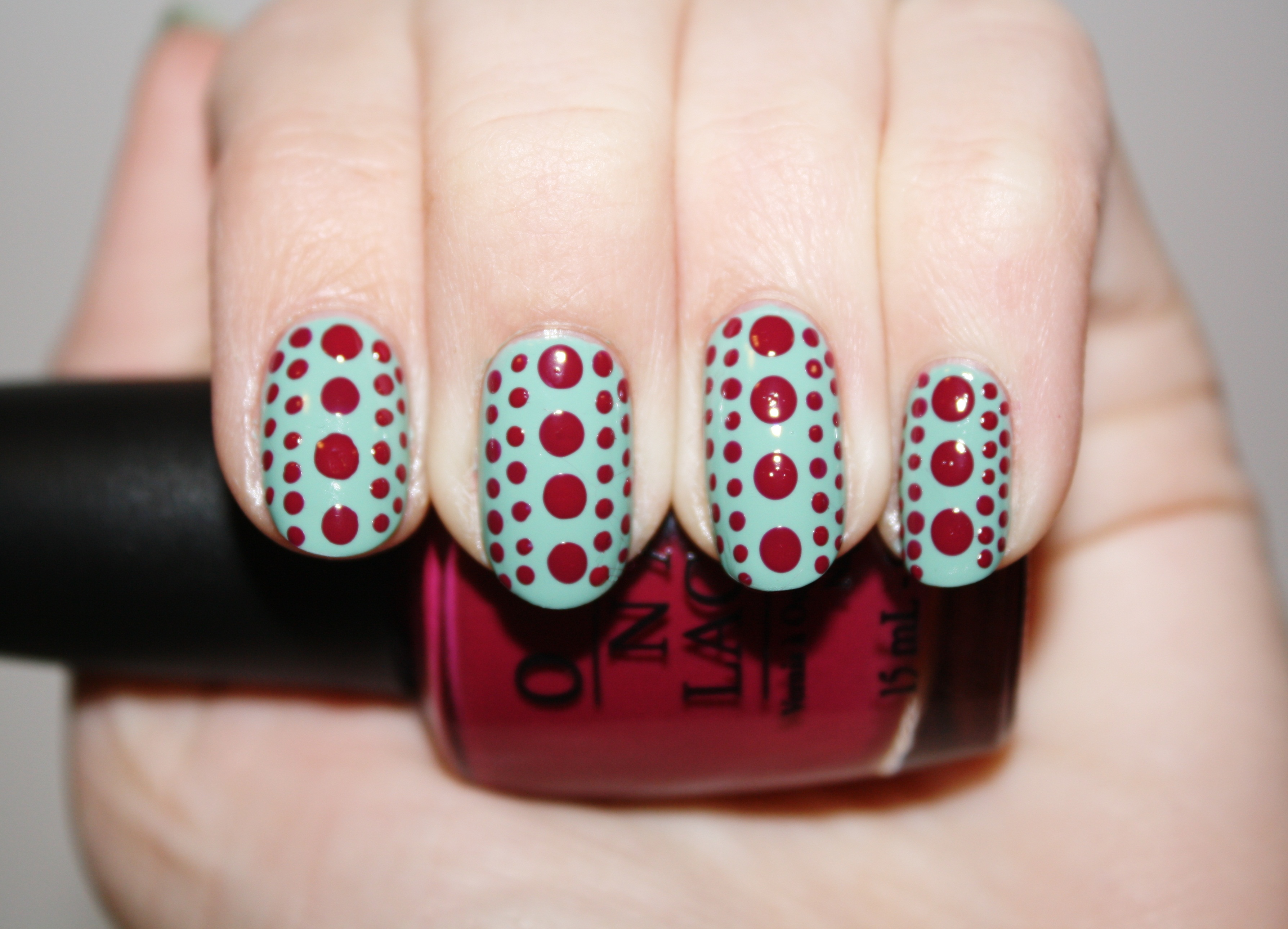 Gorgeous Polka Dot Nail Designs for Stylish Women.