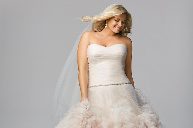 Plus Size Wedding Dresses – Beautiful Looks for Women with Curves
