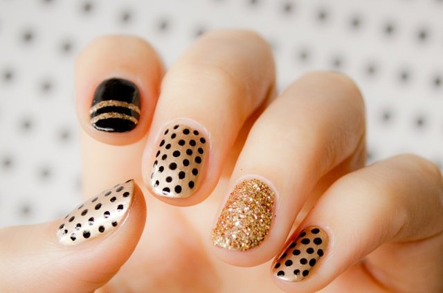 Gorgeous Polka Dot Nail Designs for Stylish Women