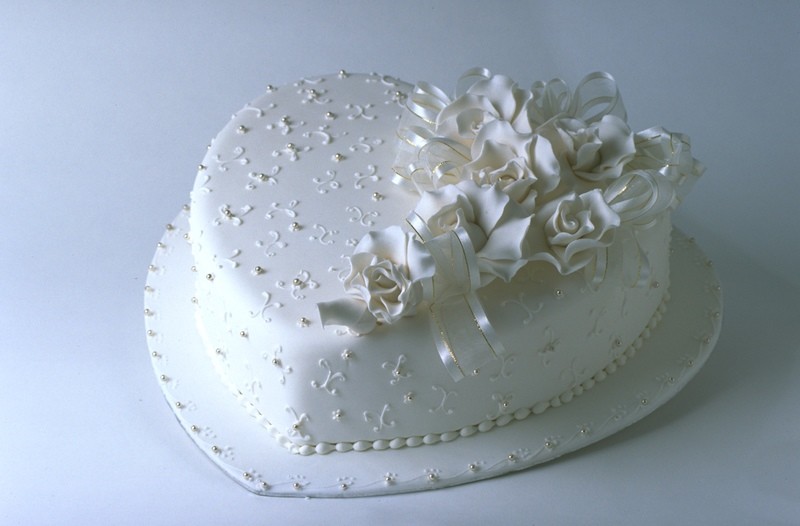 Small Wedding Cakes – A Fun Wedding Cake Choice