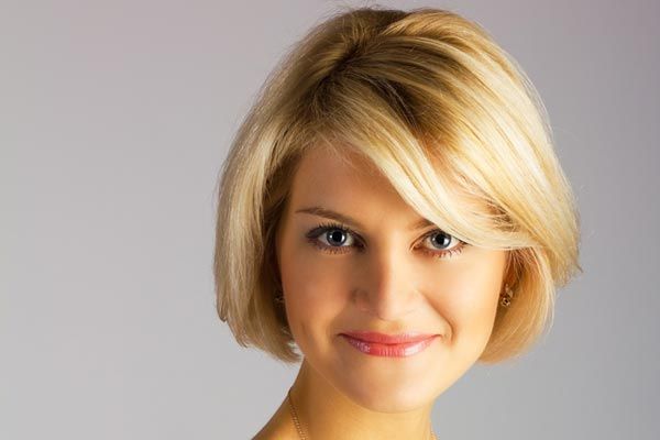 Most Charming Short Hairstyles For Round Faces